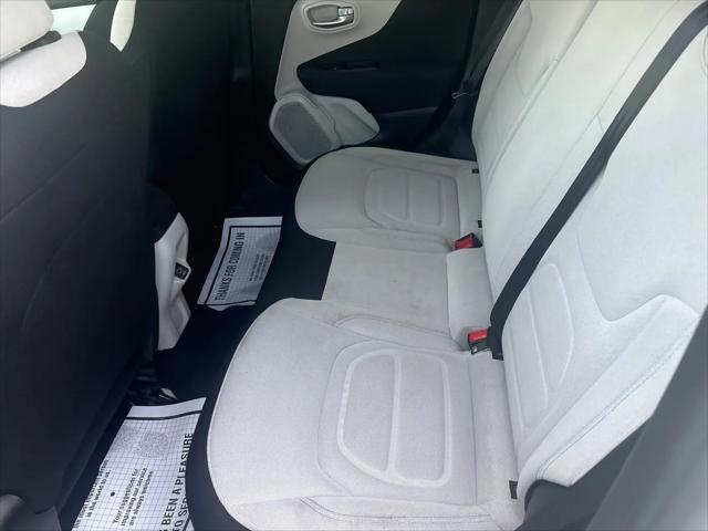 2019 Jeep Renegade Latitude FWD