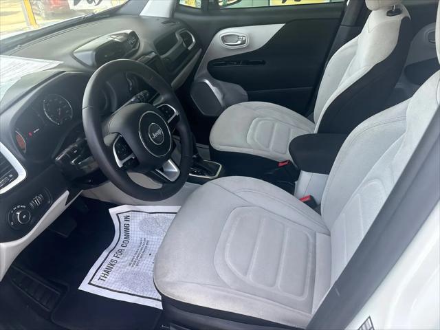 2019 Jeep Renegade Latitude FWD