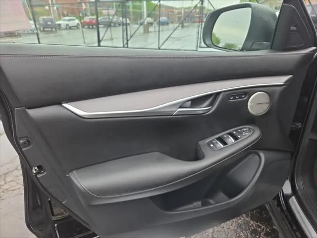 2023 INFINITI QX50 LUXE AWD