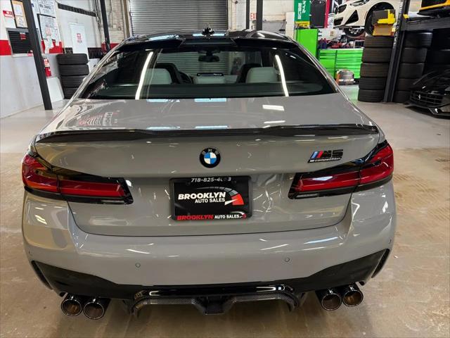 2022 BMW M5 Standard