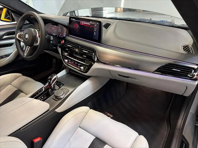 2022 BMW M5 Standard
