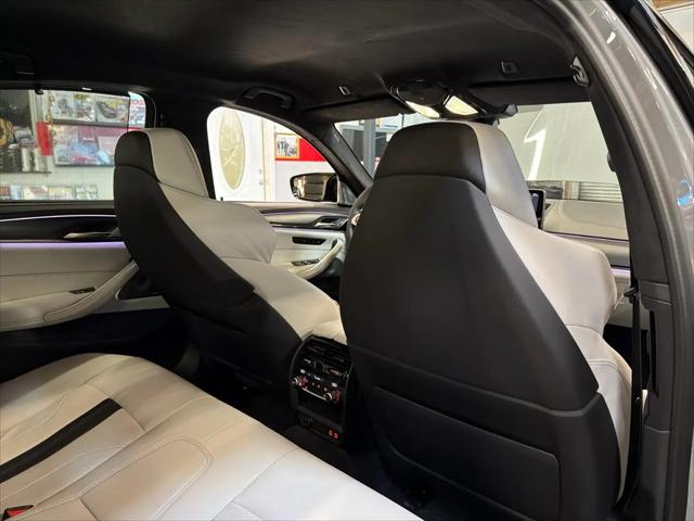 2022 BMW M5 Standard