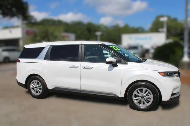 2022 Kia Carnival MPV LX Seat Package