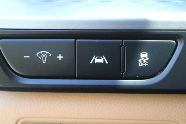 2022 Kia Carnival MPV LX Seat Package