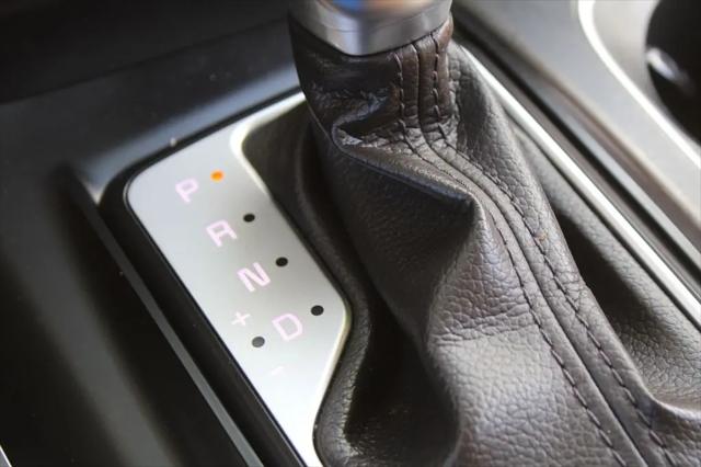 2022 Kia Carnival MPV LX Seat Package