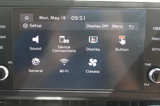 2022 Kia Carnival MPV LX Seat Package