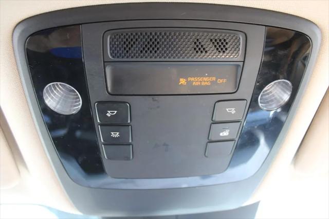 2022 Kia Carnival MPV LX Seat Package