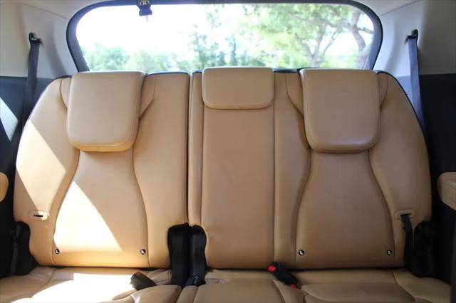 2022 Kia Carnival MPV LX Seat Package