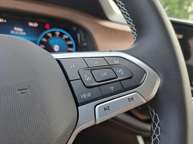 2026 Volkswagen Atlas SE with Technology