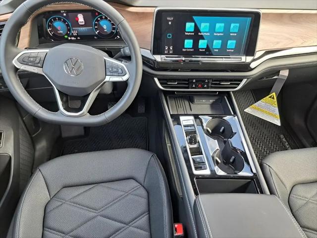 2026 Volkswagen Atlas SE with Technology
