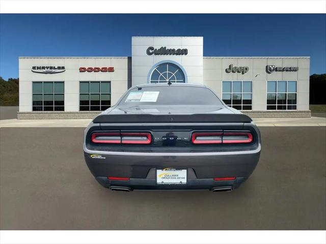 2019 Dodge Challenger SXT