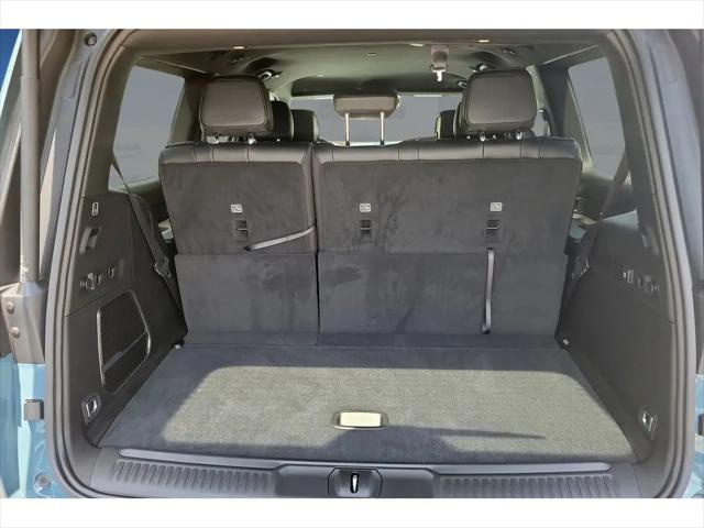 2026 Jeep Grand Wagoneer 4x2