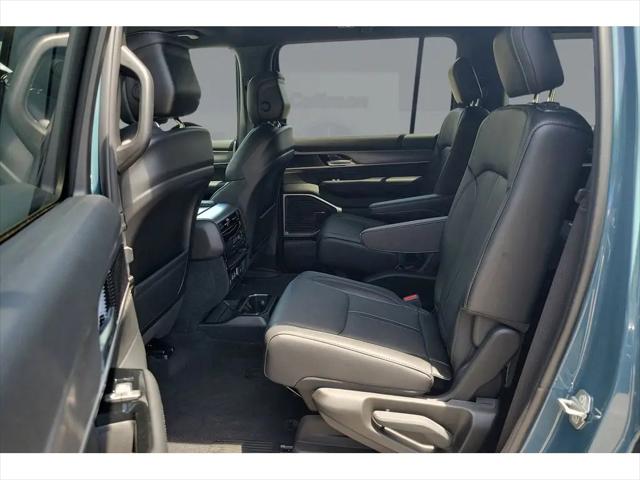 2026 Jeep Grand Wagoneer 4x2