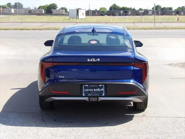 2026 Kia K4 LXS