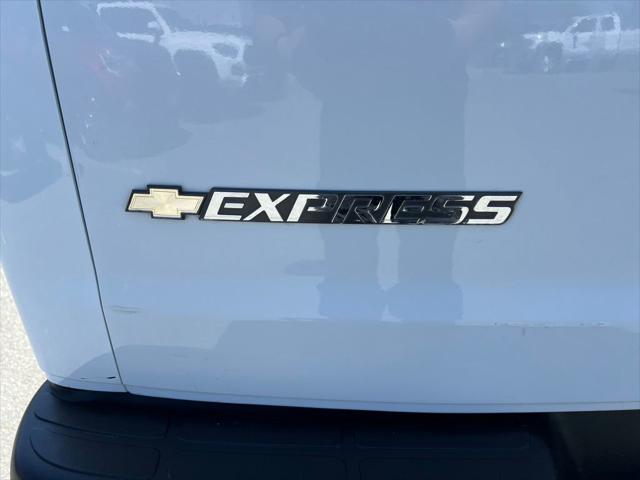 2019 Chevrolet Express Work Van