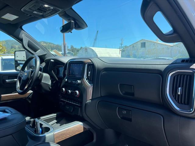 2022 Chevrolet Silverado 3500HD 4WD Crew Cab Standard Bed High Country
