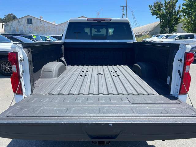 2022 Chevrolet Silverado 3500HD 4WD Crew Cab Standard Bed High Country