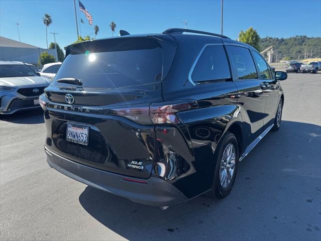 2023 Toyota Sienna XLE