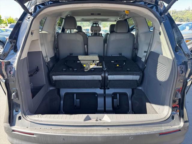 2023 Toyota Sienna XLE