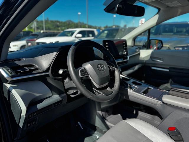 2023 Toyota Sienna XLE