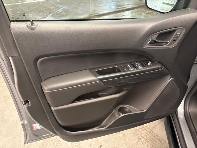 2022 GMC Canyon 4WD Crew Cab Short Box AT4 - Cloth