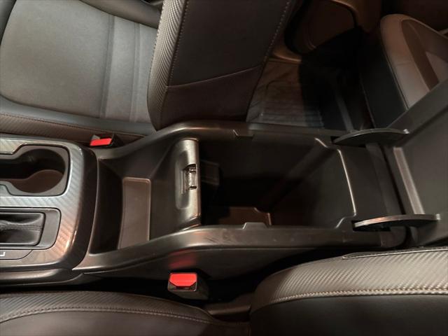 2022 GMC Canyon 4WD Crew Cab Short Box AT4 - Cloth