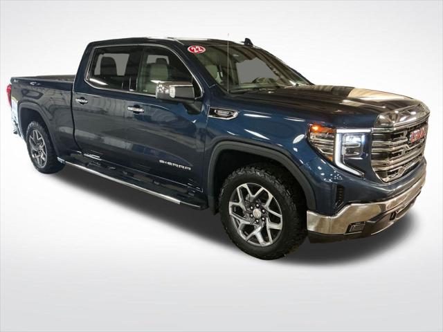 2022 GMC Sierra 1500 4WD Crew Cab Standard Box SLT