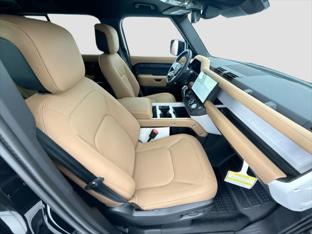 2026 Land Rover Defender P400 X-Dynamic SE