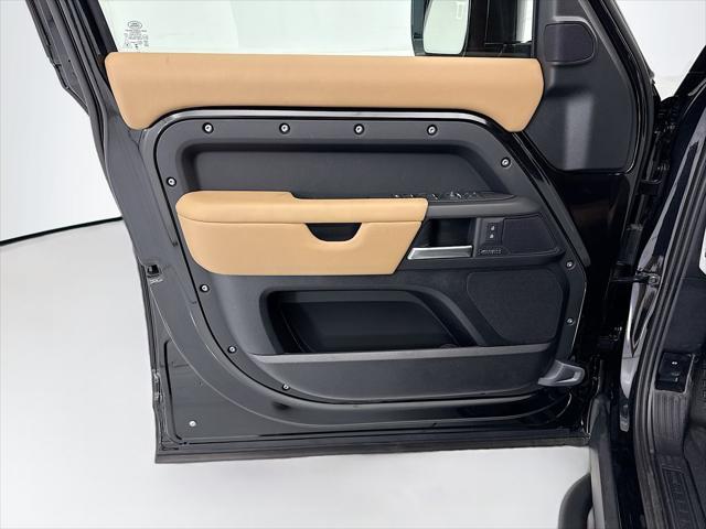 2026 Land Rover Defender P400 X-Dynamic SE