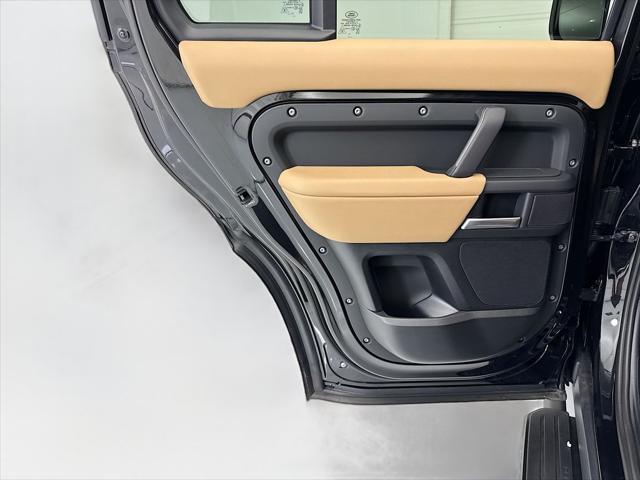 2026 Land Rover Defender P400 X-Dynamic SE