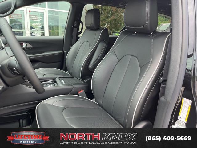 2027 Chrysler Pacifica Limited