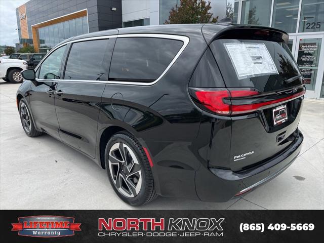 2027 Chrysler Pacifica Limited