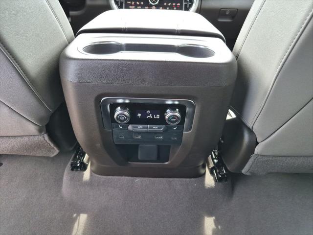 2026 GMC Yukon XL 4WD Elevation