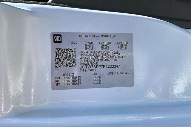 2024 GMC Savana Cargo RWD 2500 Regular Wheelbase Work Van