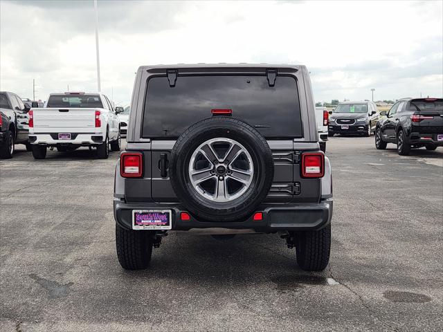 2022 Jeep Wrangler Unlimited Sahara 4x4