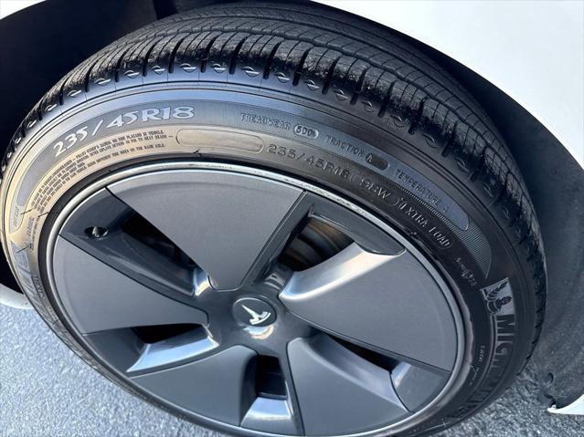 2021 Tesla Model 3 Standard Range Plus Rear-Wheel Drive
