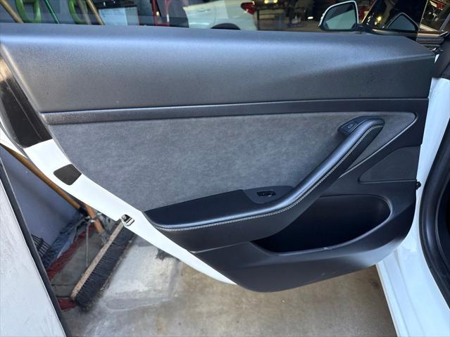 2021 Tesla Model 3 Standard Range Plus Rear-Wheel Drive