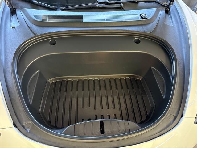 2021 Tesla Model 3 Standard Range Plus Rear-Wheel Drive
