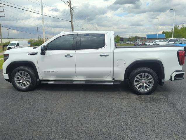 2023 GMC Sierra 1500 4WD Crew Cab Short Box Denali