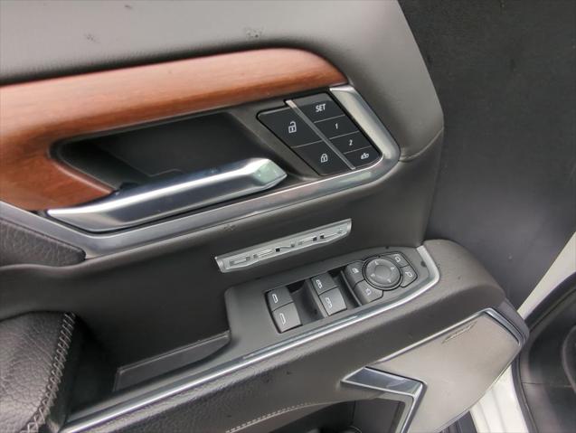 2023 GMC Sierra 1500 4WD Crew Cab Short Box Denali