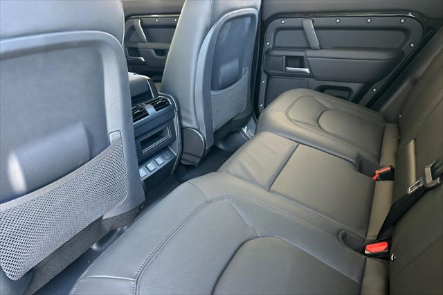 2026 Land Rover Defender P400 X-Dynamic SE