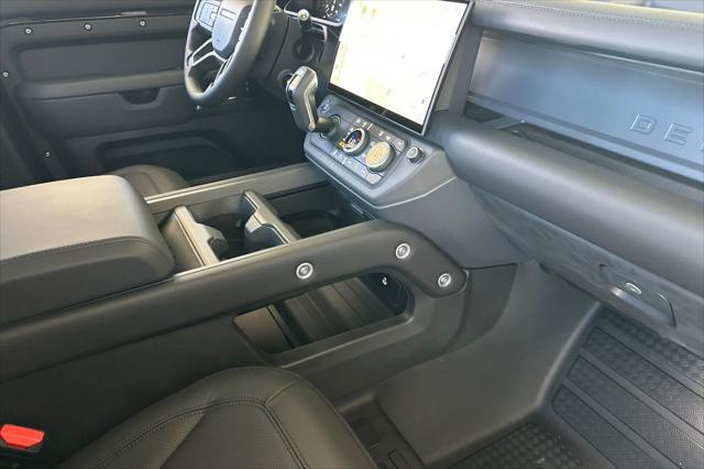 2026 Land Rover Defender P400 X-Dynamic SE