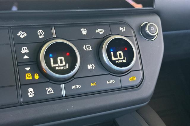2026 Land Rover Defender P400 X-Dynamic SE