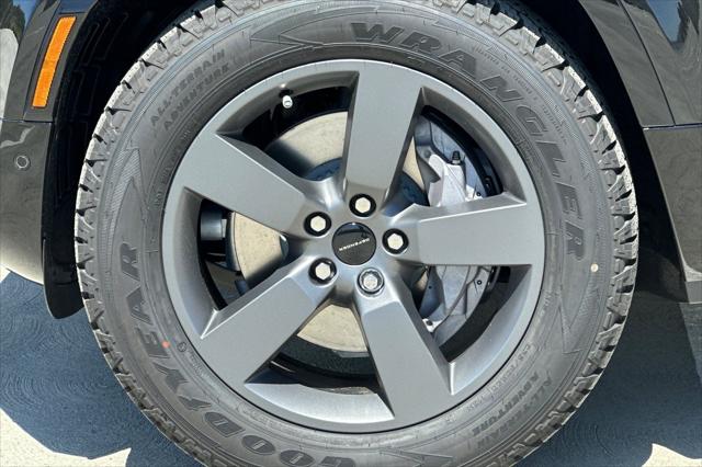 2026 Land Rover Defender P400 X-Dynamic SE