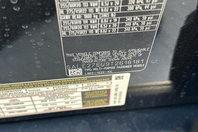 2026 Land Rover Defender P400 X-Dynamic SE