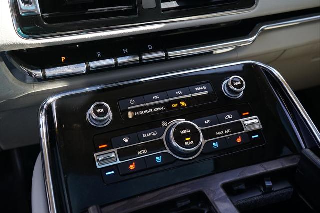 2018 Lincoln Navigator Select