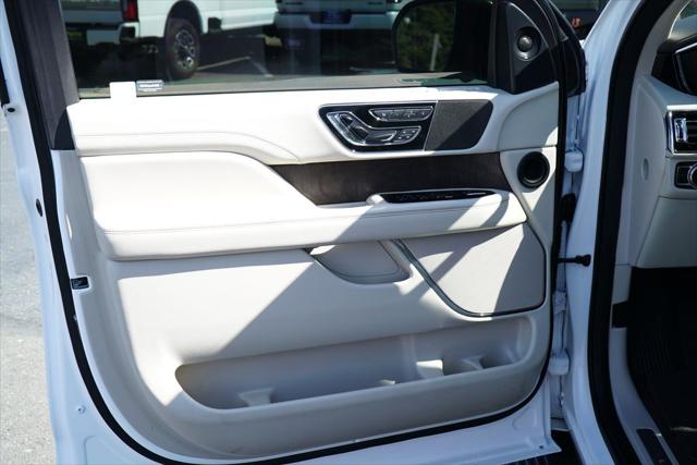 2018 Lincoln Navigator Select