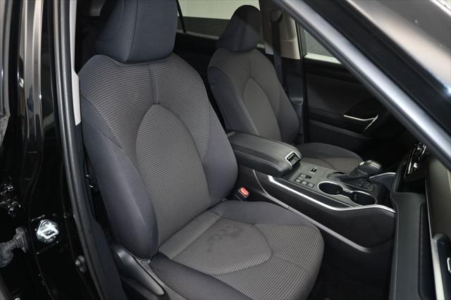 2025 Toyota Highlander LE