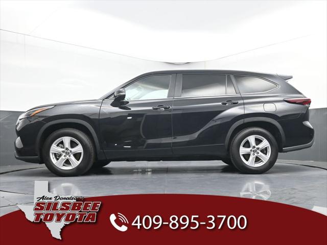 2025 Toyota Highlander LE