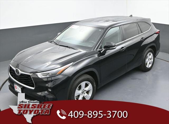 2025 Toyota Highlander LE